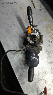 Megane 1   eski tip sinyal ve silecek koku ünite yedek parça