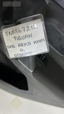 TİGUAN 15-20 ÇIKMA KAPI DÖŞEMESİ - SAĞ ARKA -  5NA867212