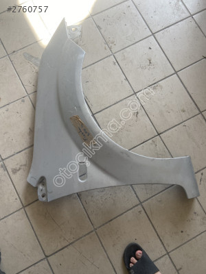 Ford fiesta 2004 model sağ ön çamurluk