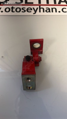 8K0831401J ibiza 2013 - 2017 sol ön arka kapı alt üst menteşesi