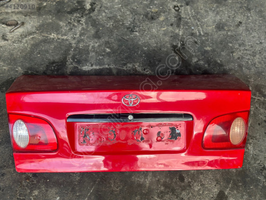 99 TOYOTA COROLLA BAĞAJ KAPAĞI
