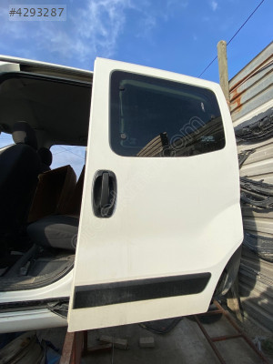 Citroën Nemo sol arka kapı sürgülü hatasız