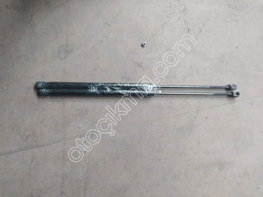 3L395607 Volvo V40 bagaj kapa amösör