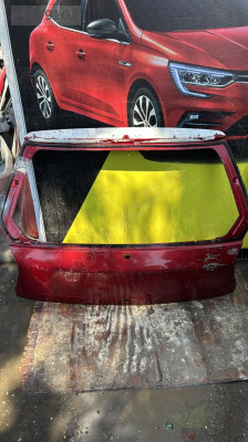 Fiat palio bagaj kapağı orjinal cikma