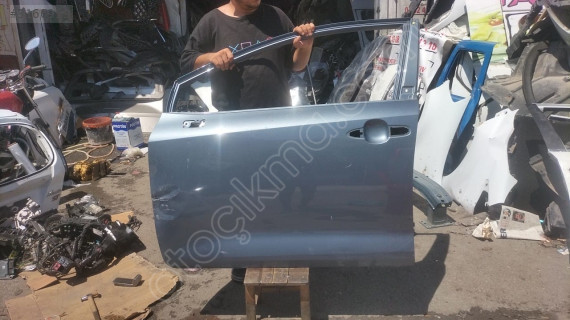 2019/2024 TOYOTA COROLLA SOL ÖN KAPI ORJİNAL