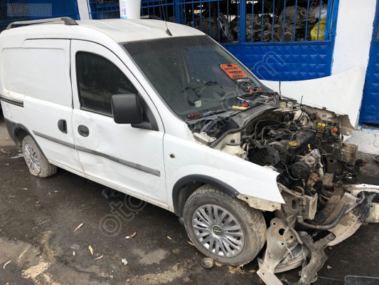 Opel Combo 1.7 TDI 2001-2005 Sol Ön-Arka Kapı Kilidi
