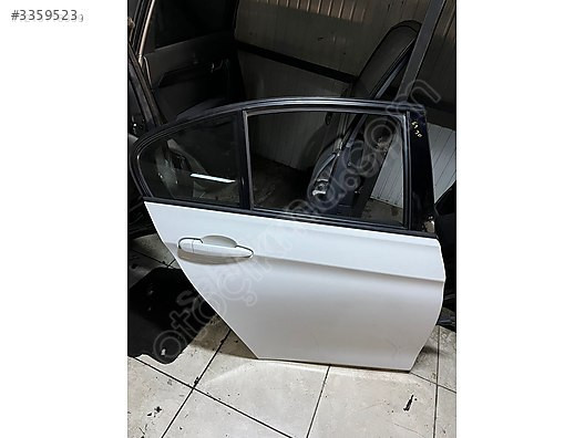 BMW F30 (ORJİNAL) SAĞ ARKA KAPI -ÜÇEL OTO