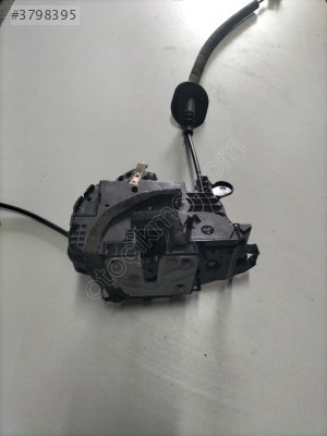 02564 RENAULT CLİO 5 SOL ARKA KAPI KİLİDİ