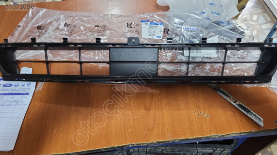 2018 FORD FOCUS ÖN TAMPON IZGARASI ORJ SIFIR