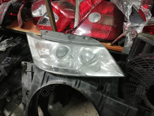 HYUNDAİ ELENTRA ÇIKMA FAR