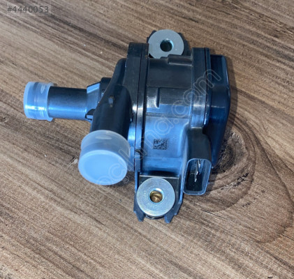 Toyota corolla 2015-2025 ek su pompası