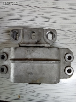 AUDI A3 8P MOTOR TAKMA BRAKETİ 22724620 1.9