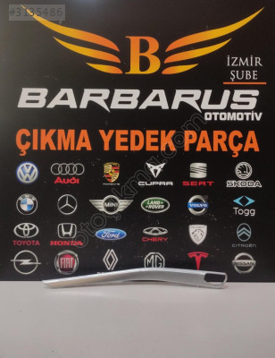 AUDİ Q8 E-TRON SOL ÖN KAPI İÇ DÖŞEME ÇITASI 4KE947207A
