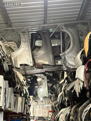 Isuzu D-Max ARKA Çamurluk