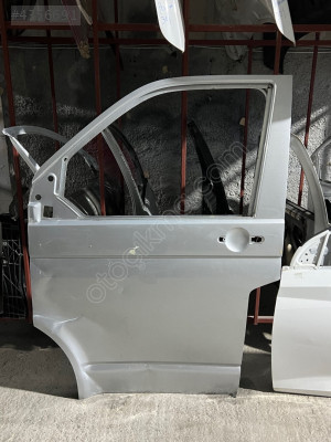 Volksvagen Transporter çıkma ön sol kapı