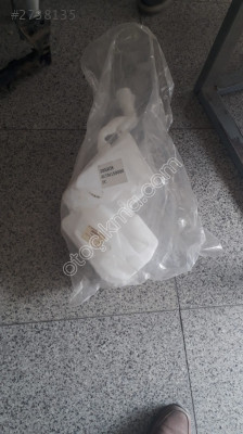 AUDİ A 3 SEAT LEON CAM SU BİDONU ORIJINAL