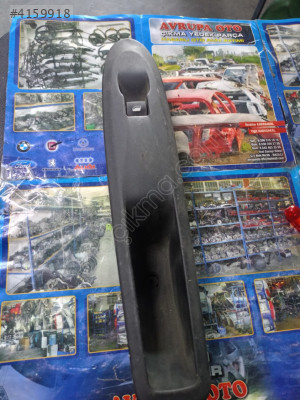 96638232XT Citroen C3 sağ ön cam düğmesi ve plastiği