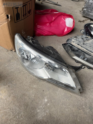 VW TİGUAN SAĞ FAR ÇIKMA ORJİNAL