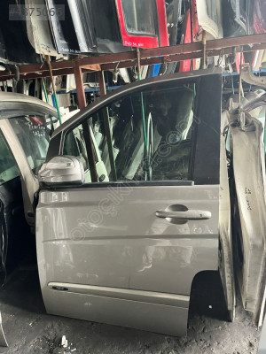 MERCEDES VİANO SOL ÖN KAPI KONUK OTO