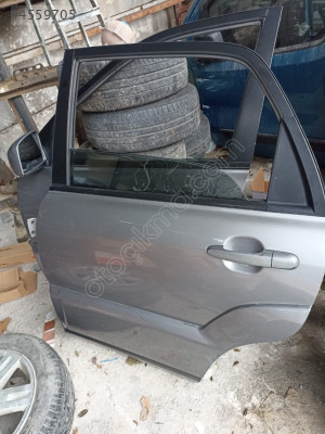 KİA SPORTAGE SOL ARKA KAPI ORJINAL ÇIKMA