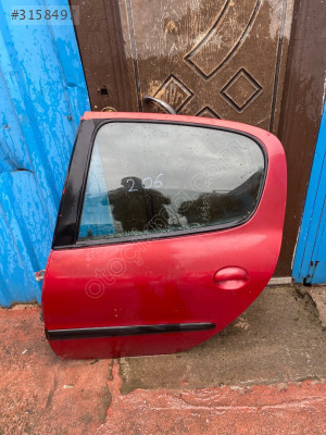 Peugeot 206 sol arka kapı dolu