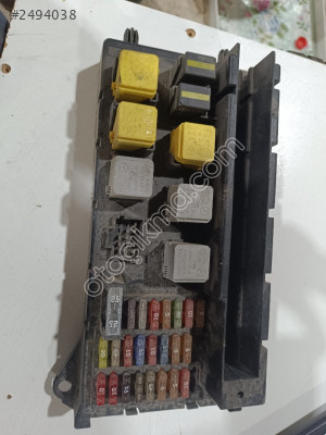 MERCEDES SPRİNTER SİGORTA KUTUSU 50jf11f01