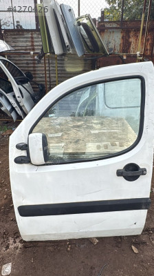 Fiat Doblo sol ön kapı çıkma