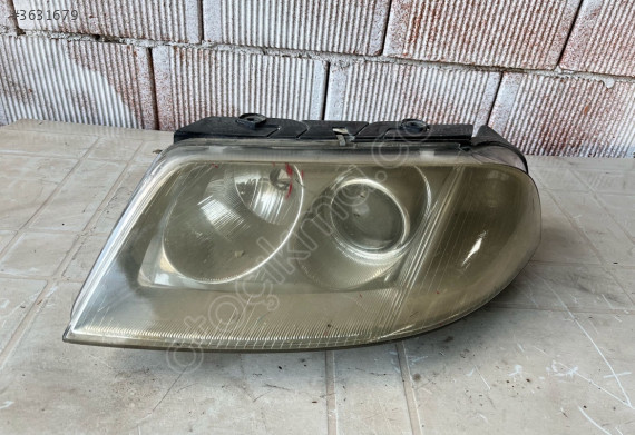 VOLKSWAGEN PASSAT B5 2001-2005 SOL FAR ORJİNAL ÇIKMA