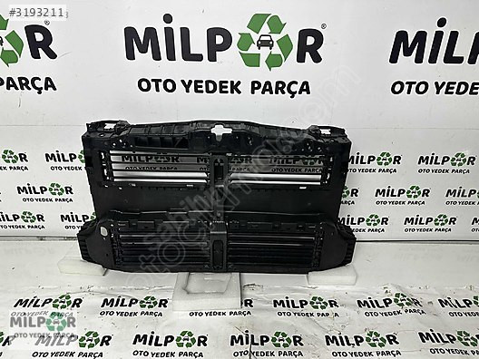 FORD FOCUS 2018/2021 RADYATÖR ÖN HAVA PANELİ