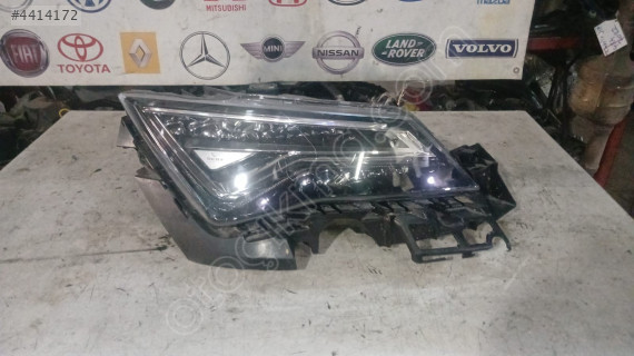 2016-2018 SEAT ATECA SAĞ ZENON FAR