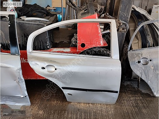 Skoda Octavia arka sağ kapı orjinal 2000 2004
