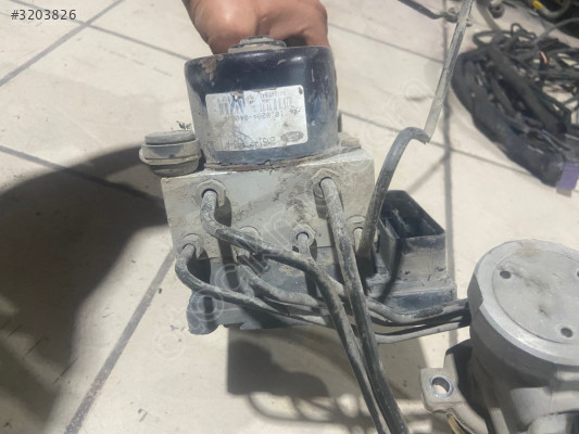 Ford Focus 1 abs beyni