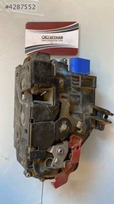 3D1837016 vw caddy golf 5 sağ ön kapı kilidi