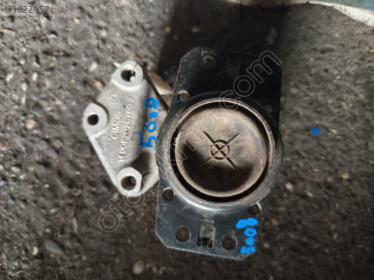 PEUGEOT 5008 MOTOR TAKOZU