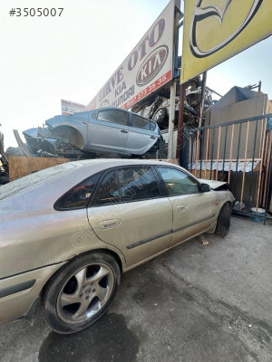 MAZDA 626 SAĞ ARKA KAPI