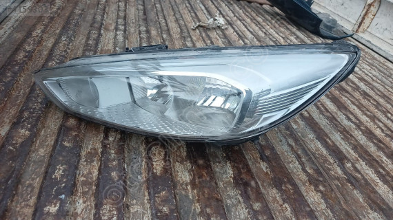 FORD FOCUS 3,5 SOL FAR ORJİNAL ÇIKMA