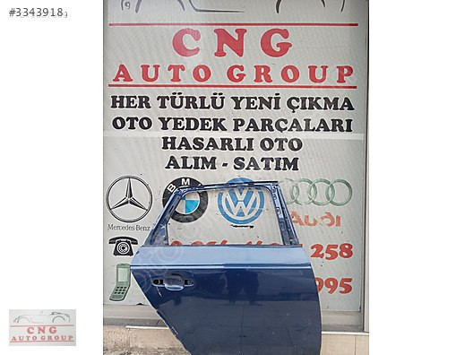 AUDI A4 SAĞ ARKA KAPİ