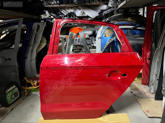AUDİ A 4 SOL ARKA KAPI ORJİNAL ÇIKMA