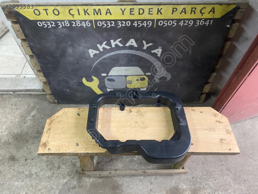 1T0864091A Touran Sol Arka Saklama Bölmesi Orjinal Çıkma