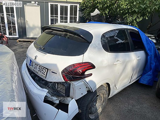 Peugeot 208 Makyajlı Sağ Arka Stop Sökme 12-18