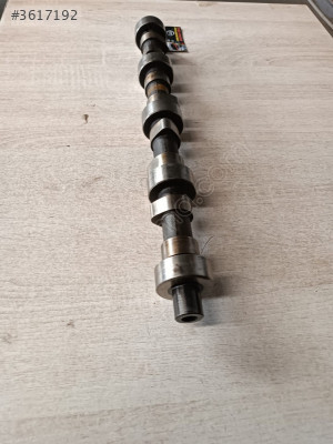 Nissan Skystar D21 Orjinal Eksantrik Mili 2.7 Motor
