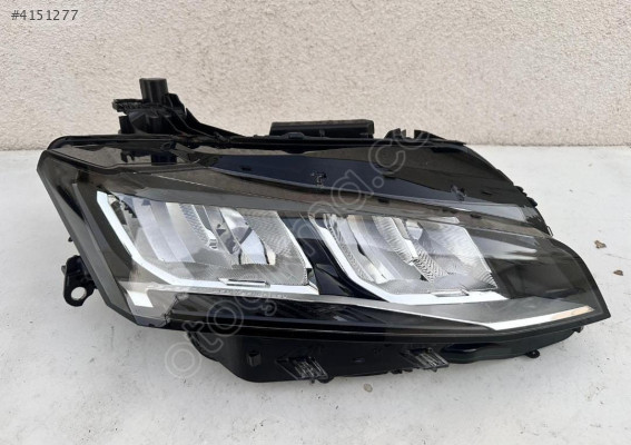 PEUGEOT 308 YENİ KASA ORJİNAL ÇIKMA SAĞ FAR