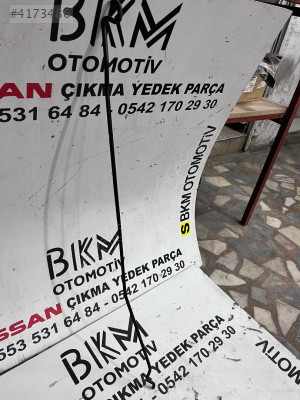 Nissan Juke Kaput dayama çubuğu