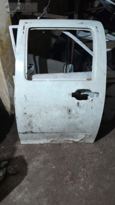 Isuzu Dmax 2008 model sol arka kapı