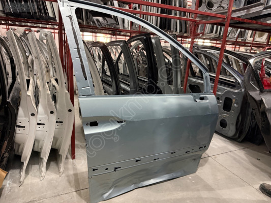 CİTROEN C8 ÇIKMA ORJİNAL SAĞ ÖN KAPI BD1