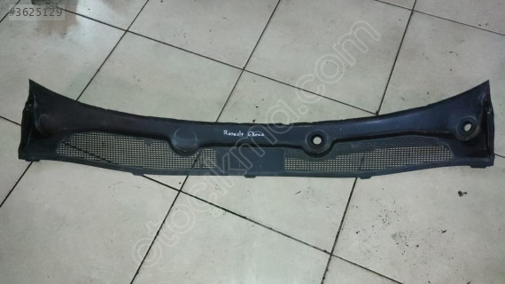 668110020R - 668110021R Renault Fluence Megane 3 Ön Cam Izgarası