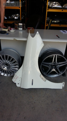 MERCEDES B180 B200 W246 A246 SAĞ ÖN ÇAMURLUK