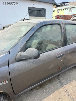 2011 Model Renault clıo thali kasa çıkma ön sol kapı