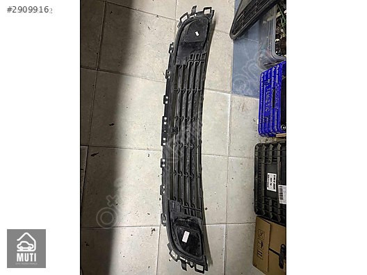 9681052677 Citroen C5 X7 Ön Tampon ızgarası