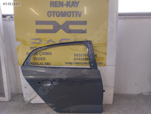 RENAULT MEGANE 4 SAĞ ARKA KAPI ORJ ÇIKMA RENKAY OTO KOCAELİ